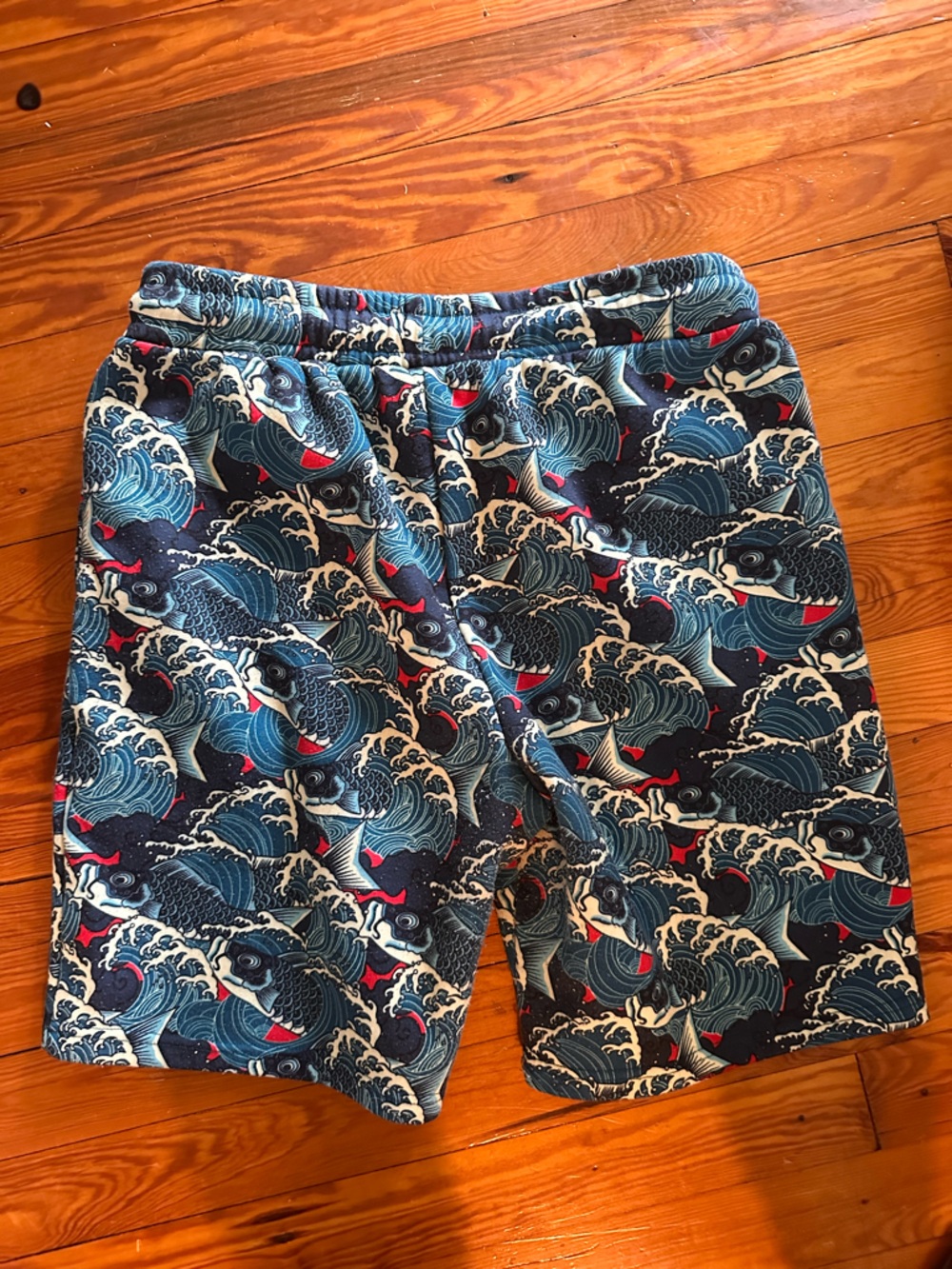 WESC Koi Fish Shorts Mens L Blue AOP Japanese Wave Streetwear